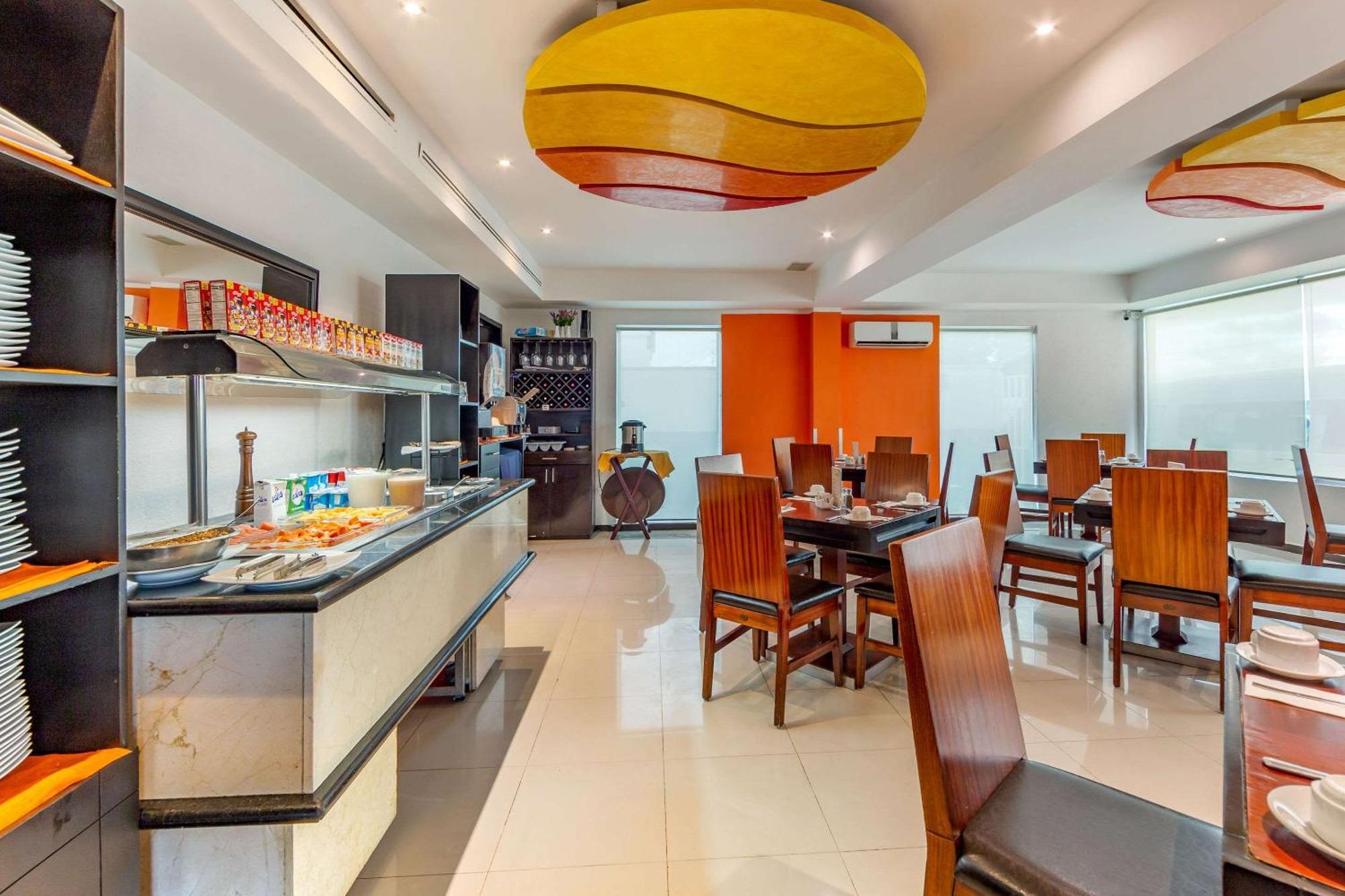 Comfort Inn Cancun Aeropuerto Eksteriør billede