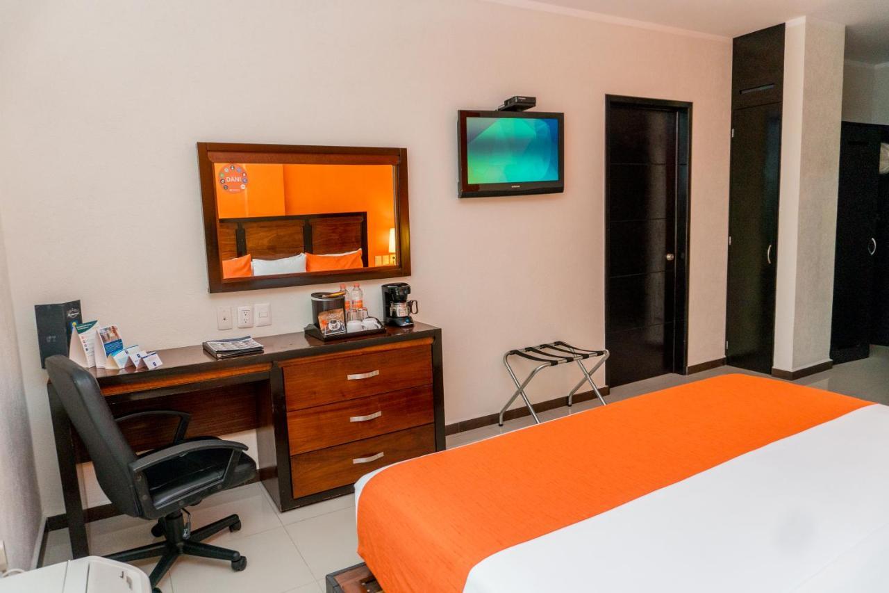 Comfort Inn Cancun Aeropuerto Eksteriør billede